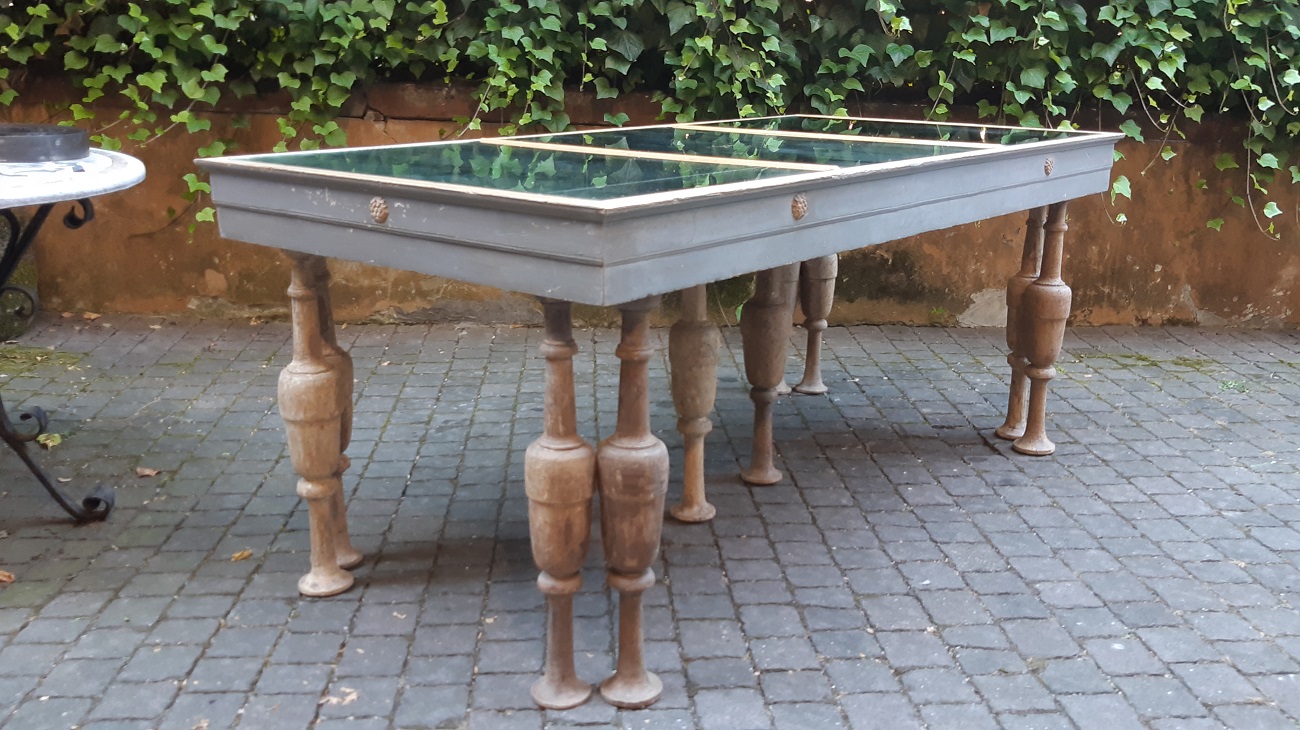 Tavolo di designe con rocchetti - immagine 5