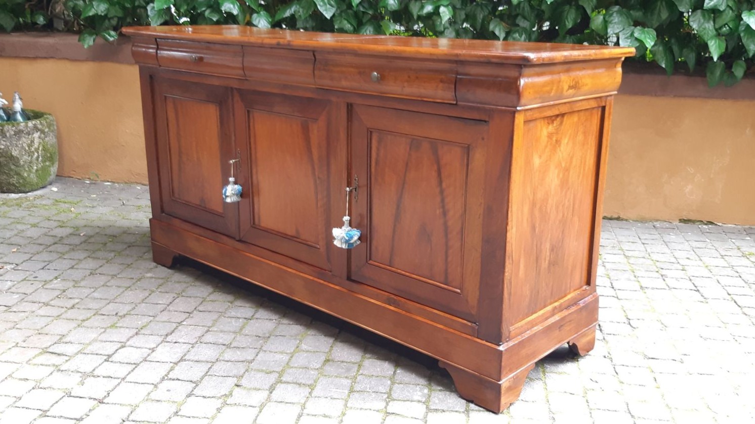 Credenza cappuccina antica a 3 ante - immagine 12
