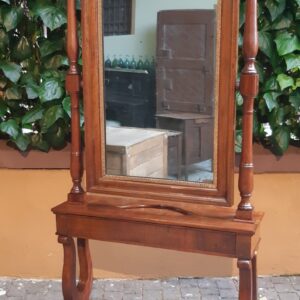 Specchiera psiche antica
